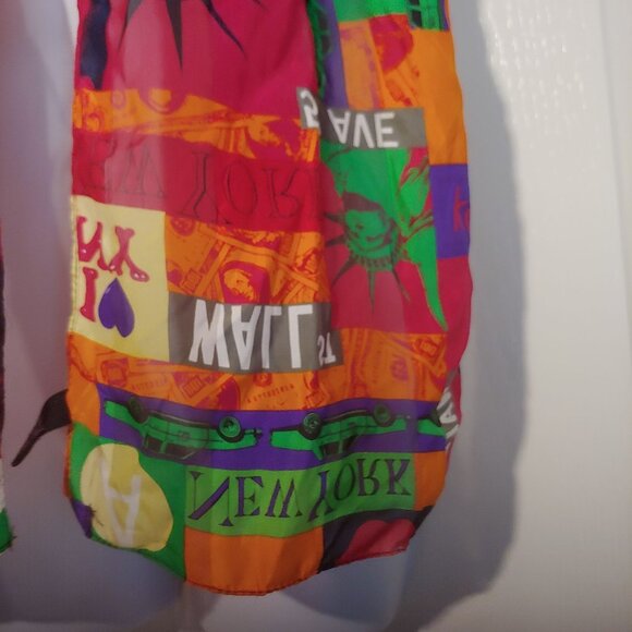 Kenneth Cole 100% Silk Everything NYC Colorful Trendy Stylish Scarf - Picture 4 of 8